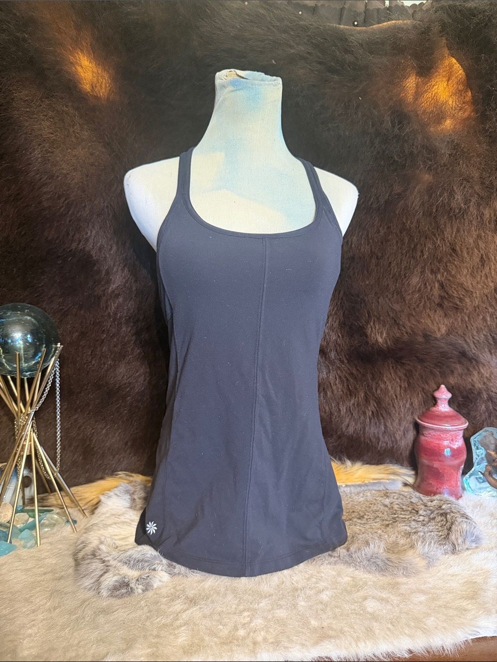 Athleta Black Scoop-Neck Racerback Tank with built in bra MT (5000H)